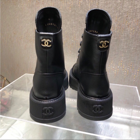 Chanel platform boots size 40 - Picture 5 of 8